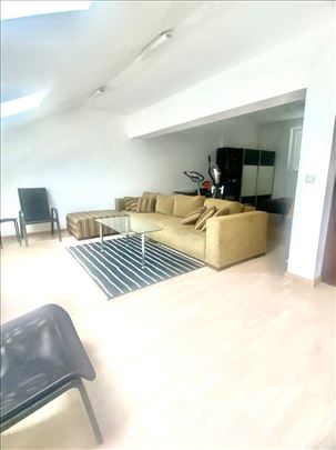 Vracar Kalenic 60m2 nova zgrada 700 sa racunima