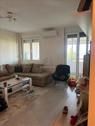 Bežanijska Kosa 1, 59m2 +10m2 renoviran ID#9792
