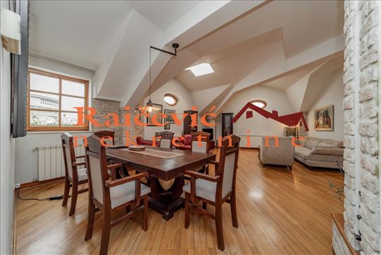 Centar, Skupstina, uknjizenih 114 m2, 300.000 evra