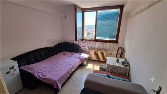 Dvosoban stan u centru Niša, 39m2