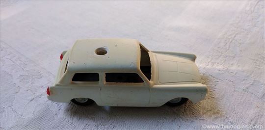 Mehanotehnika Innocenti Austin A 40, 1:43 plastica