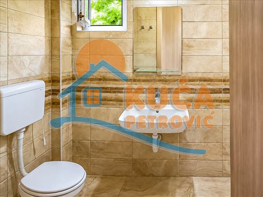 Nov poslovni prostor 60m2