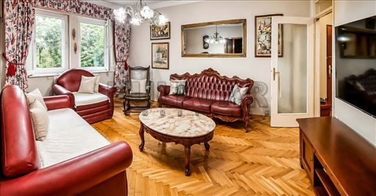 Izdaje se odličan stan na Trošarini, 87m2