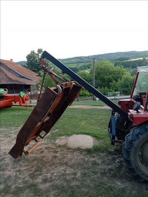 Kran za traktor