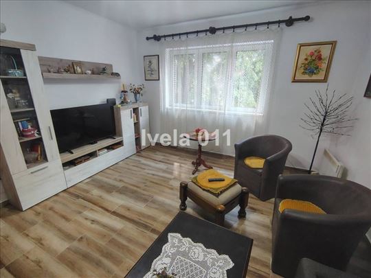 Renoviran stan sa parkingom - Lekino brdo ID#4252