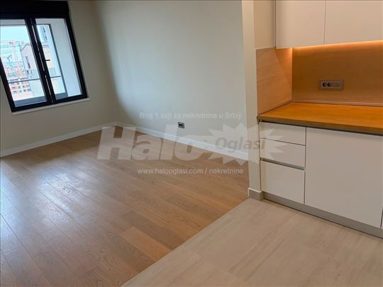 Stan na Novom Beogradu za firmu ili stanovanje