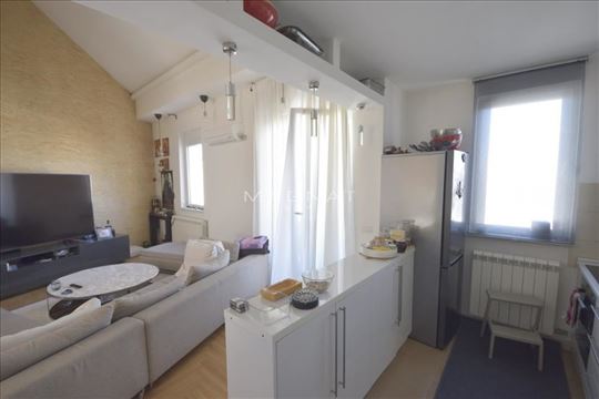 Vračar - Lekino brdo - Garaža - nov ID#5497