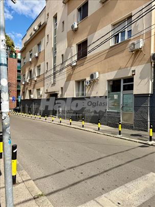 Garsonjera Vukov spomenik