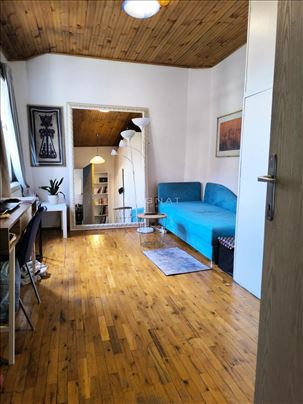 Centar - Crnogorska ID#3014