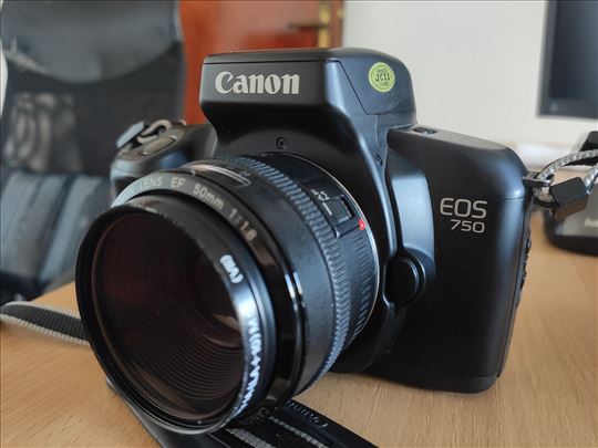 Canon EOS 750 50mm f1.8