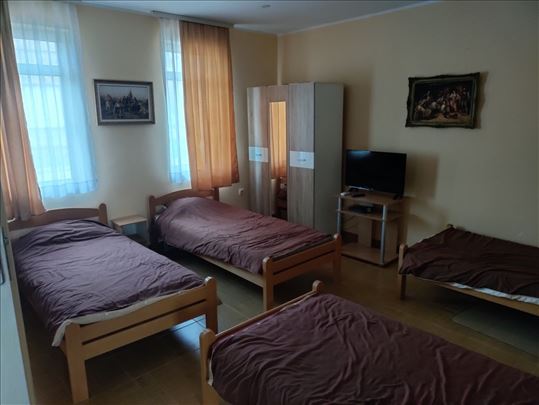 Izdavanje apartmana za radnike-Starčevo