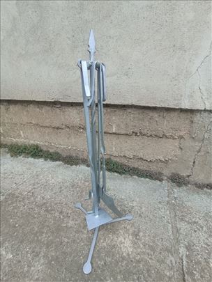 Kovani pribor za roštilj 