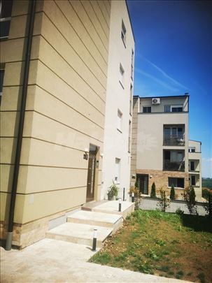 Mirijevo 4 trosoban sa garažom 