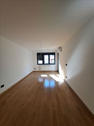Novogradnja, Crveni krst, 78m2