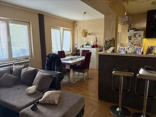 Kredit za mlade uknjižen stan na Ledinama 47m2