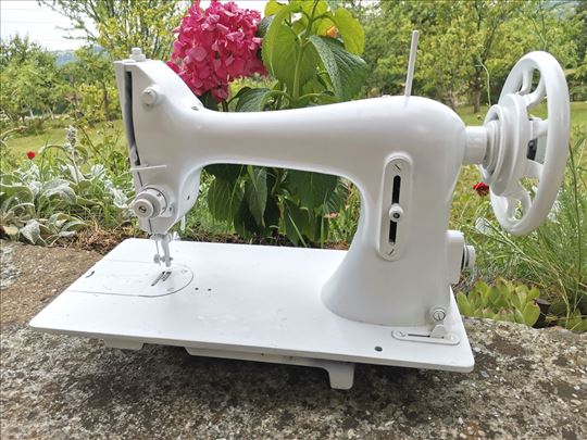Singerice bele 2 kom