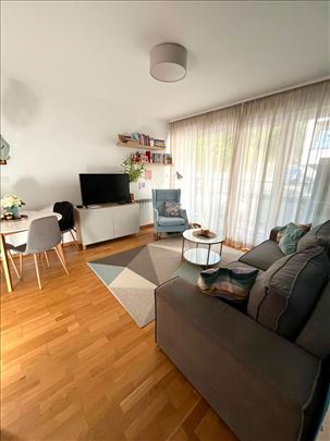 Sunnyville, 2.0,48 m2,namešten i useljiv stan
