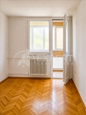 Trosobni stan kod Delta Planeta