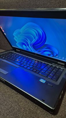 HP EliteBook 8770w/i7 XM/32GB RAM/3x SSD/DOCK/