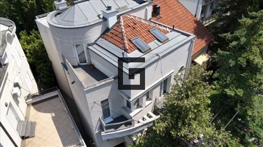 Voždovac- Porodična kuća s dvorištem ID#2552