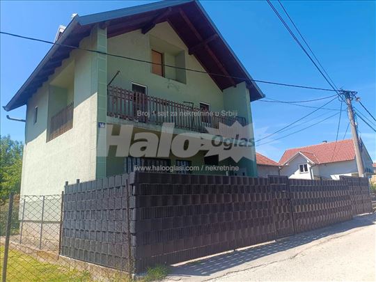 Kuća u Borči, Popova bara, uknjiženo