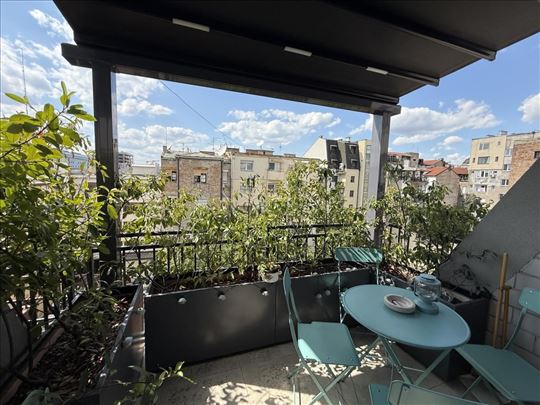 Luksuzan duplex u centru Vračara