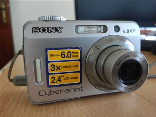 SONY Cyber-shot DSC-S500