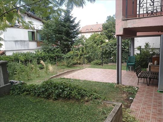 Banovo brdo - Izvorska - horizontala kuće