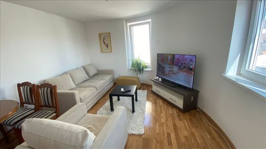 Dvosoban stan Hrama Svetog Save ID 13140-1
