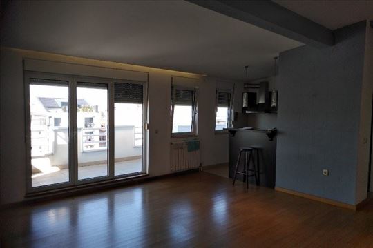 Lipov lad, penthouse sa panoramskim pogledom