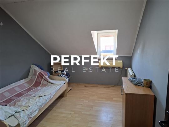 Misa, četverosoban, drugi sprat, 90m2 + tavan