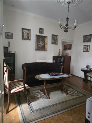 Odličan komforan 2.0, sa garažom