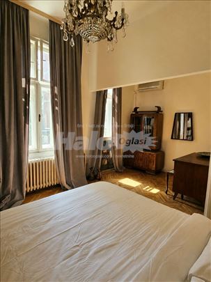 Soba u saloncu, Vračar centar, 1min od Kalenića
