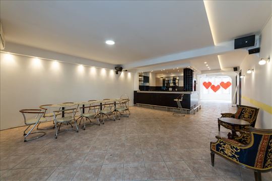 177 m² za vaš uspešan biznis – odlična lokacija!