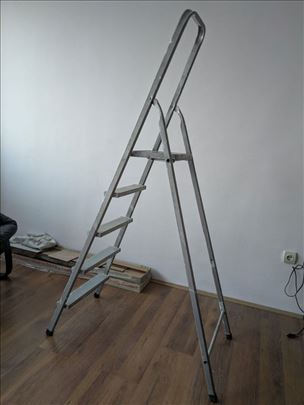 Aluminijumske merdevine sa 5 gazišta