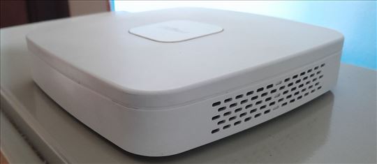 Dahua DHI XVR4108C DVR snimac 1Tb hard disk