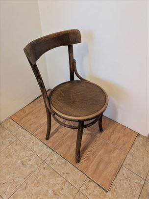 Garnitura od četiri vintage stolice, puno drvo