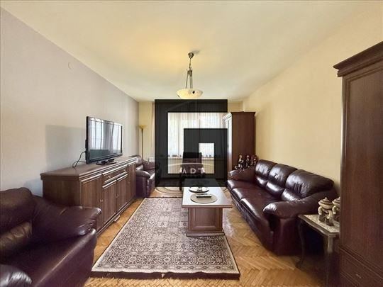 Kompletno renoviran četvorosoban stan 104 m²–kod G