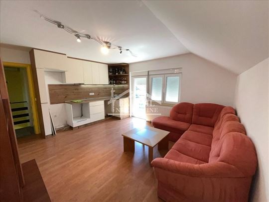 Kuća - Papazovac - 250m2+21.5ari ID#25542