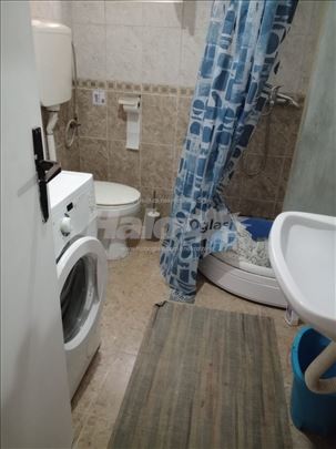 Namesten stan 80m2 kod grand kafe