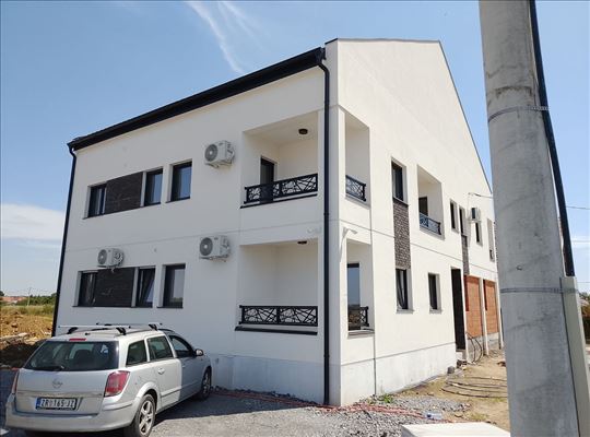 Nov stan u Bečmenu — 29 m²
