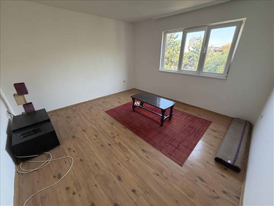 Palilula, Karaburma, Patrisa Lumumbe, 55m2 ID#4202