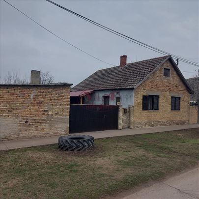 Srbobran, Odlična manja kuća