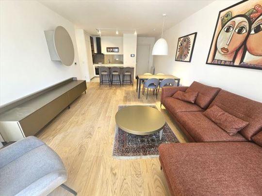 B. Kosa I, LUX 51, 3,0,76m2, sa garažnim mestom