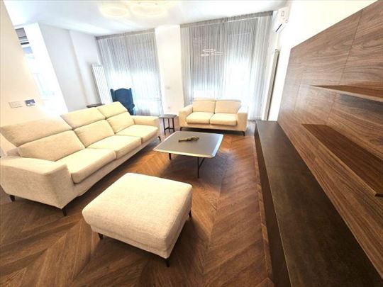 B. Kosa I,LUX 51, 4,0, 146m2, sa dva garažna mesta