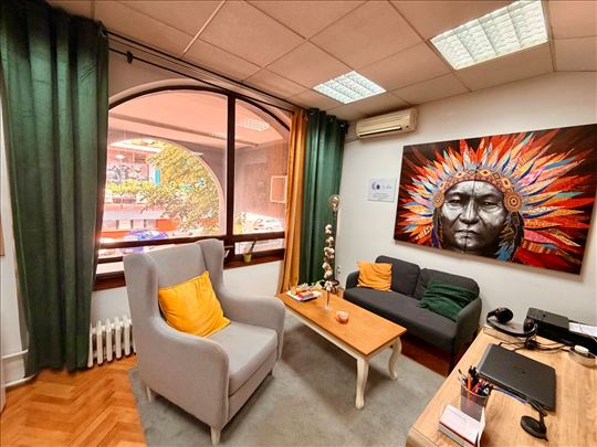 DORĆOL-lokal/uknjižen 25m2/investicija