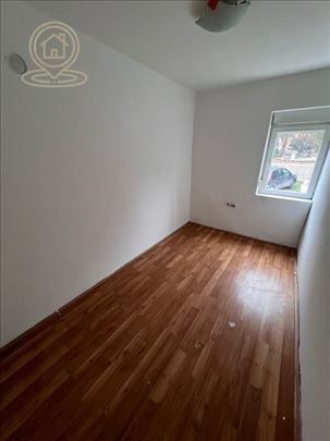 Izdaje se renoviran poslovni prostor kod Suda, Beo