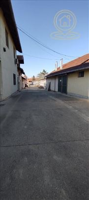 Izdavanje Poslovnih Prostora Novi Sad, Hale 120m2 