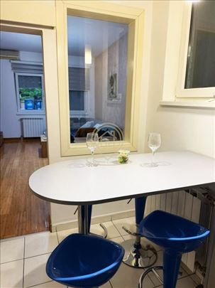 Jednoiposoban stan 53 m², Nova Detelinara, Novi Sa