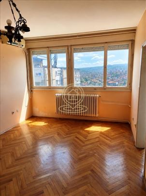 Jednoiposoban stan u centru Kragujevca, 36 m²